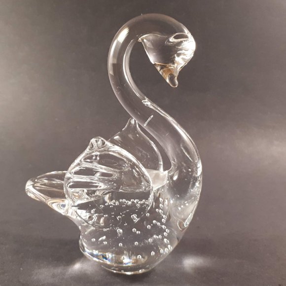 Vintage Large glass Swan paperweight/figurine - Picture 4 of 8